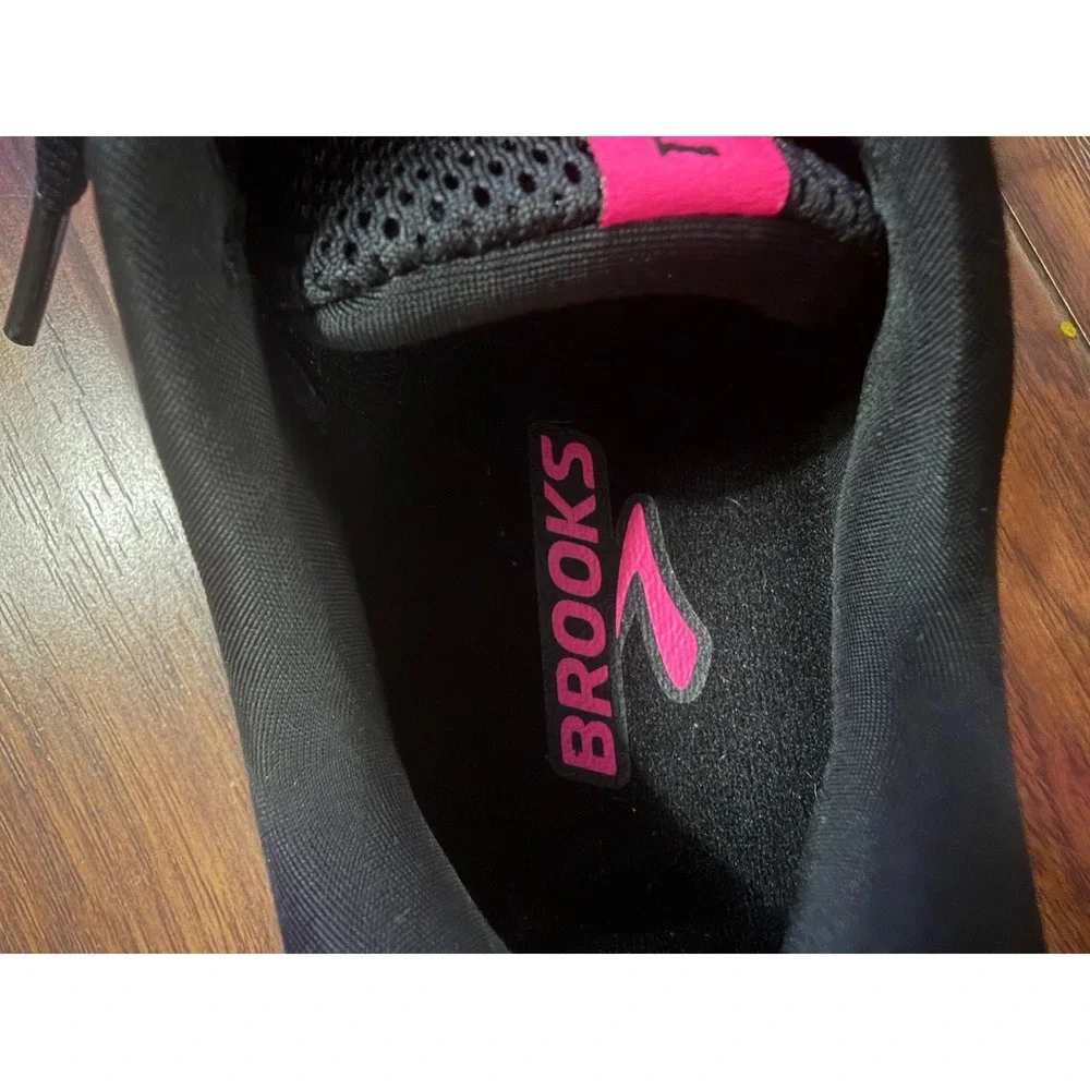 Brooks Trace 3 Women's Size 9 Black Pink Running Shoes Sneakers Cushion